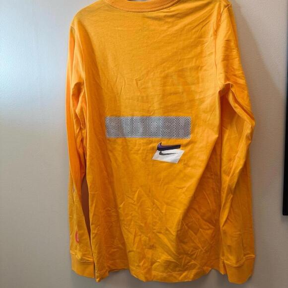 Nike Big Kids Sportswear Relaxed-Fit Printed Long-Sleeve T-Shirt Tee-shirt M - Picture 10 of 11